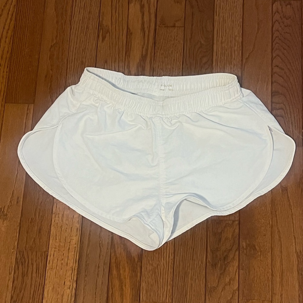 Aritzia Golden Bounce Shorts